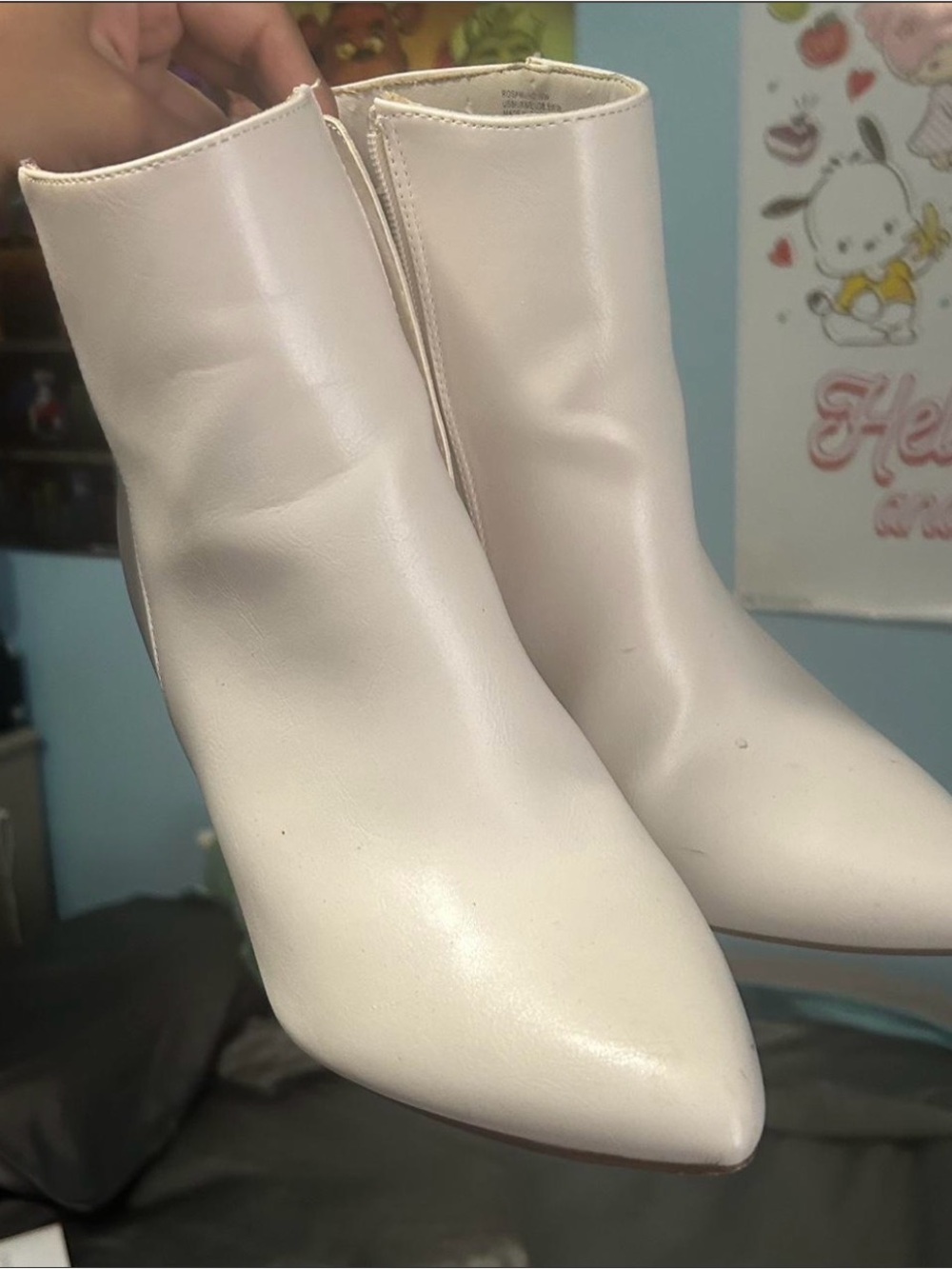Women's Pointed Toe Ankle Boots - White